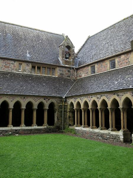 S (399).JPG